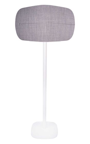 Vebos stativ med B&O BeoPlay A6 i vitt utförande