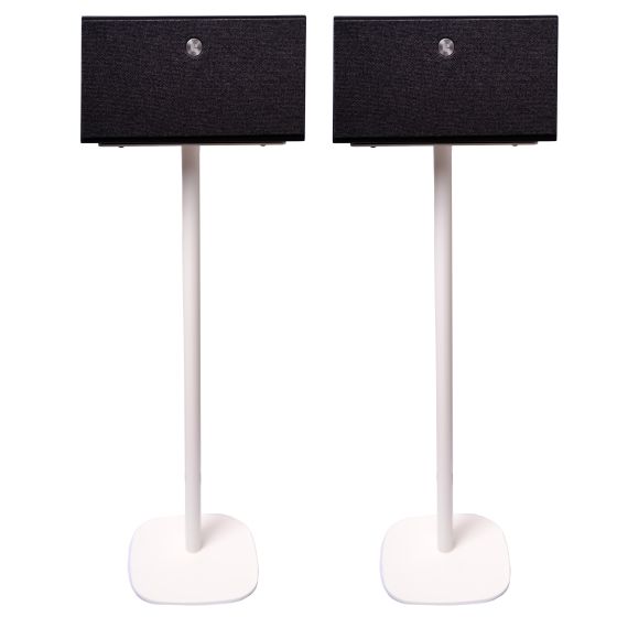 Par av Vebos stativ med Audio Pro C10 i vitt utförande